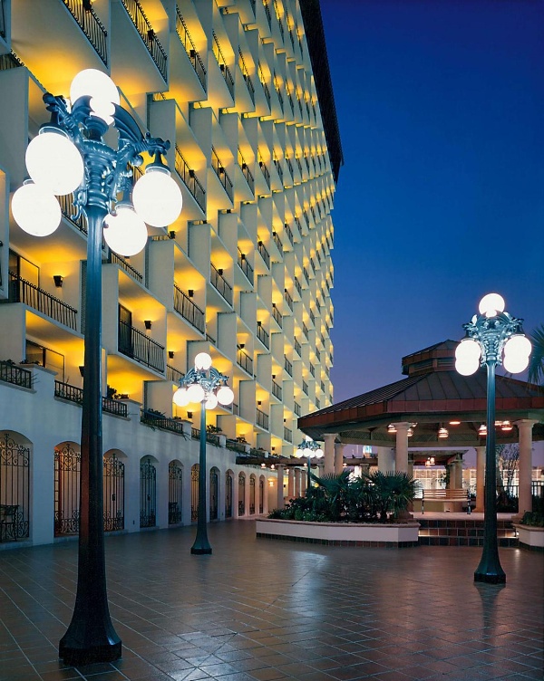 Hilton Palacio Del Rio image 6